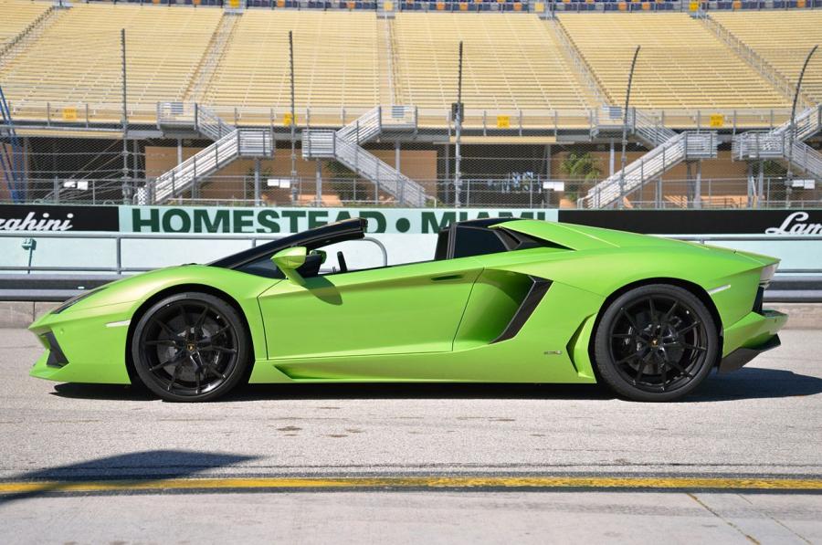  Lamborghini Aventador LP700-4 Roadster 2013 года  (фото 65 из 68)